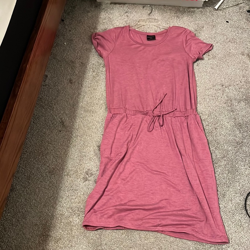 32 cool pink dress size medium